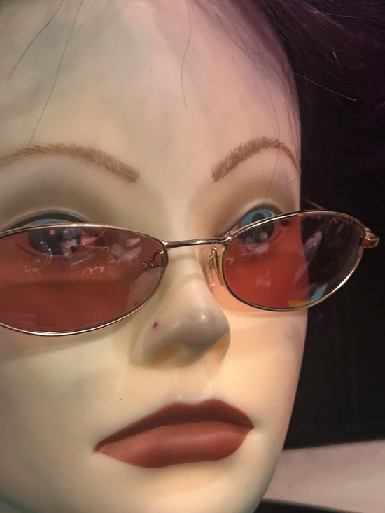 Serengeti Slim Oval Sunglasses with Pink Lenses main image 9